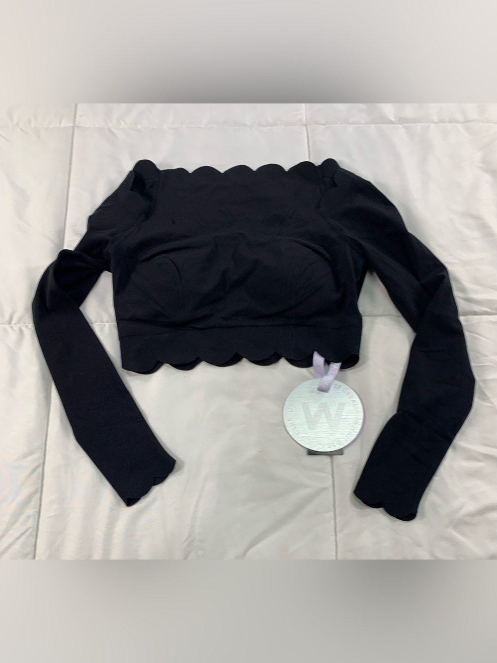 New WISKII long sleeve crop top size M